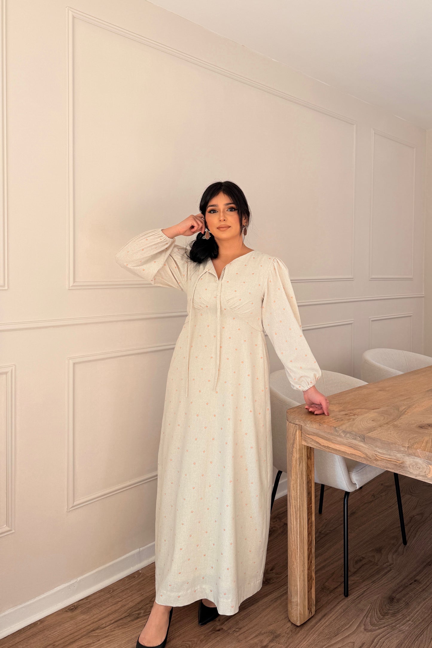 Livia - Robe en lin brodé