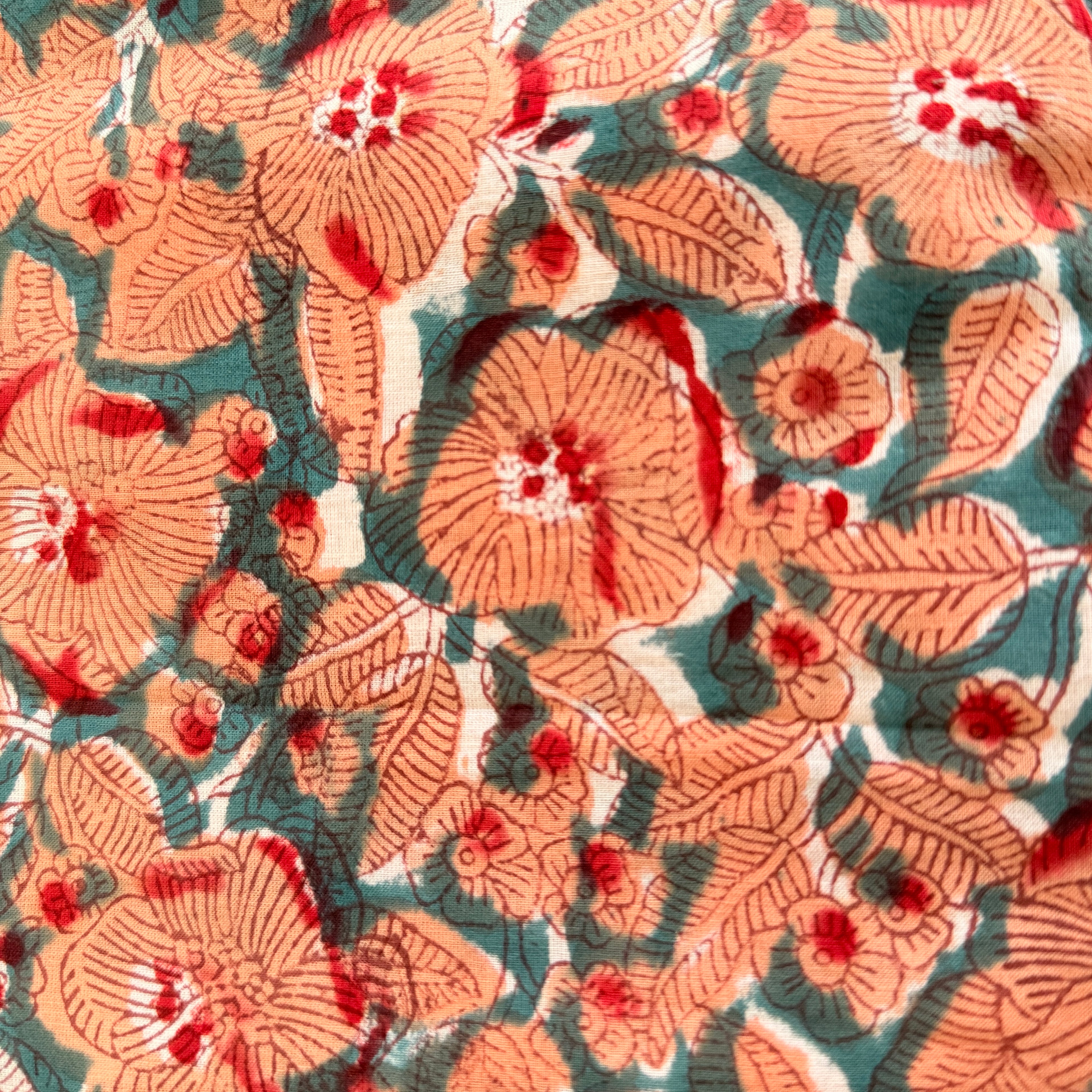 ANAYA : Robe longue (Tea dress) aux motifs fleuris