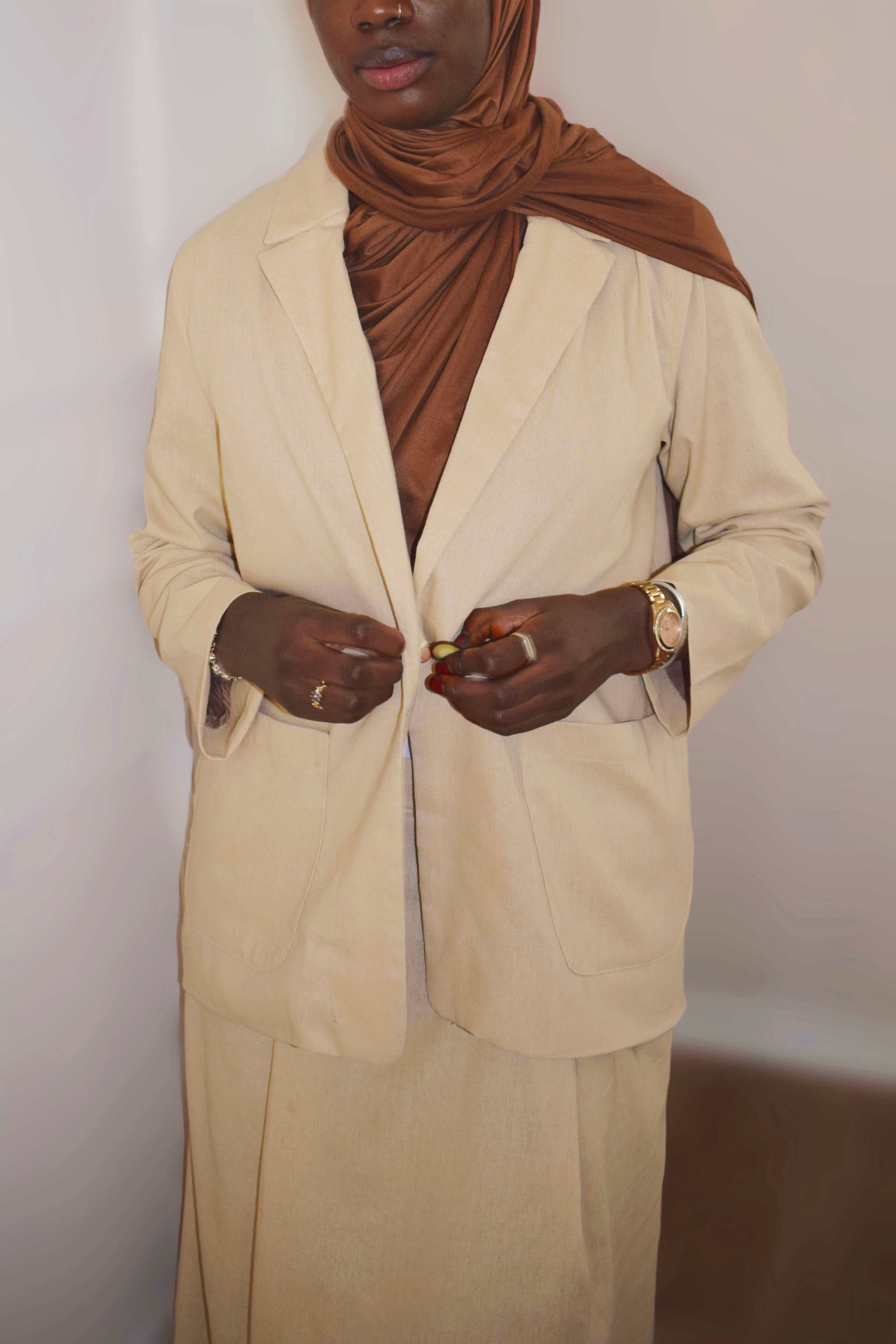 Ada - Ensemble Veste et Jupe Mi-Longue