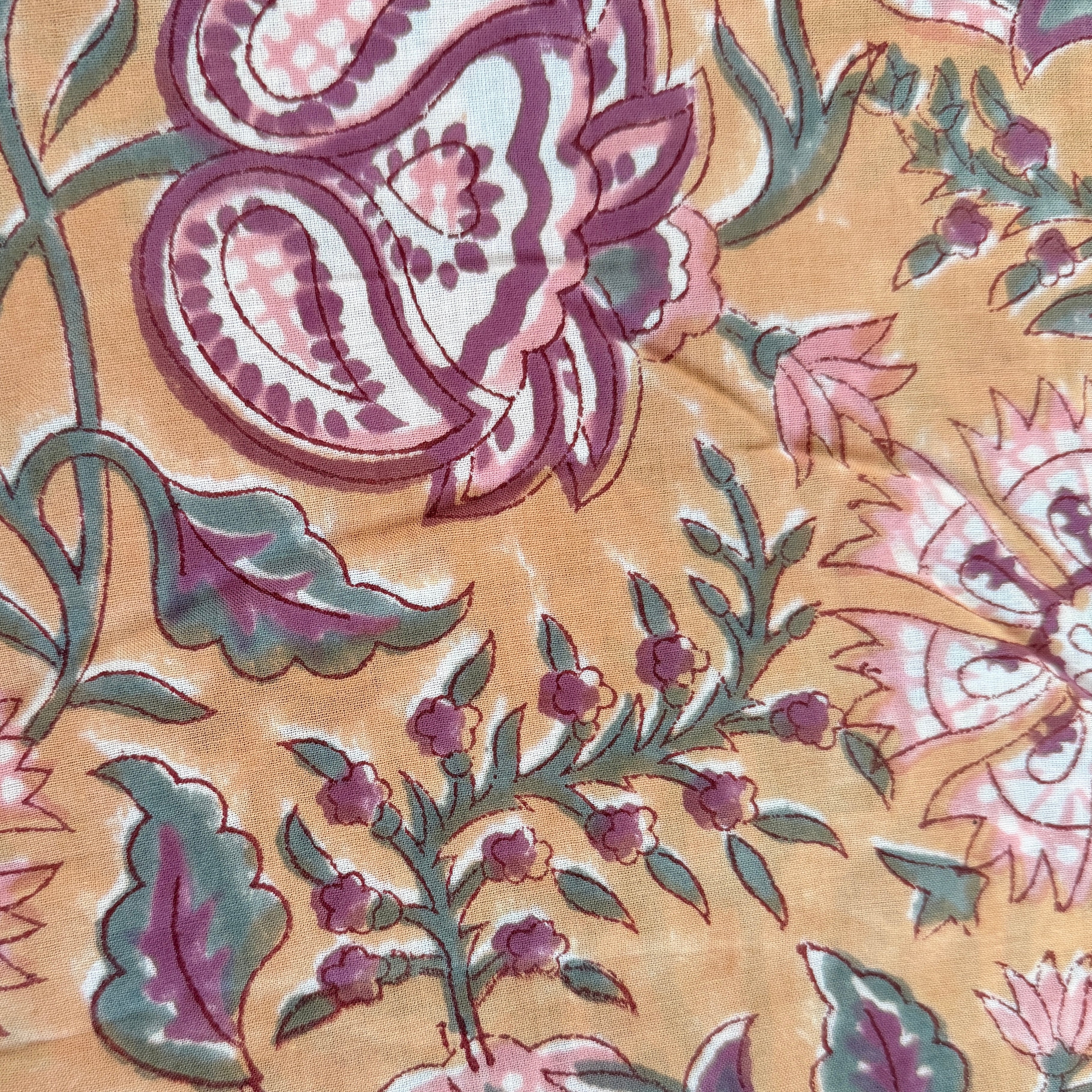 ANAYA : Robe longue (Tea dress) aux motifs fleuris
